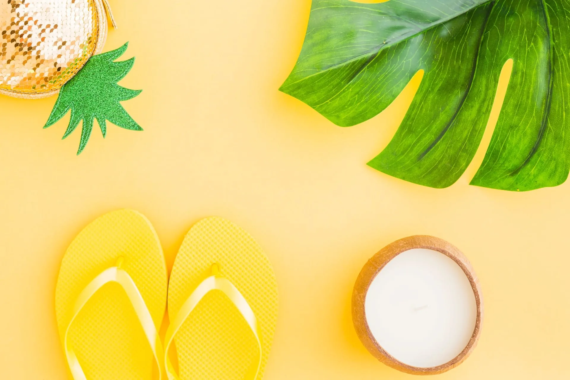 Comparing sun care approaches — coastal skin care context
